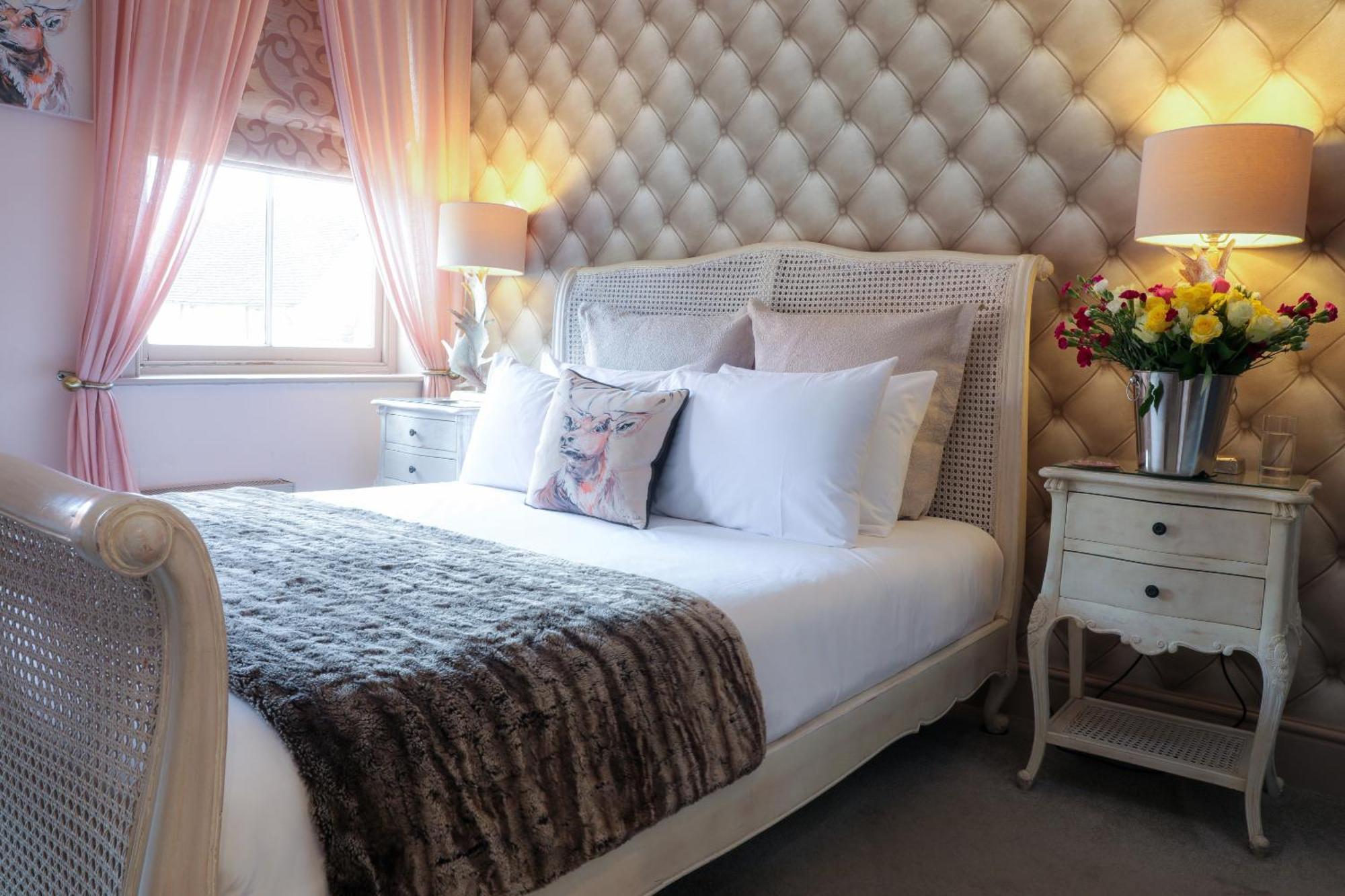 The Kingsbury 7Even 8Ight Bed and Breakfast Marlborough Værelse billede